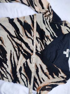 🎀Price Drop🎀BP Beige Burnout Tiger Stripe Dress