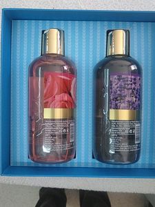 Vaadi Exotic Floral Shower Gels Gift Box