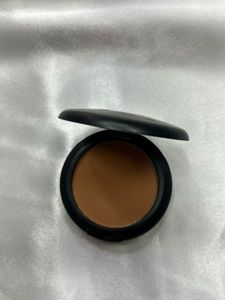 MAC Powder Foundation mac50