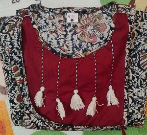 Off White And Maroon Printed Anarkali Kurta