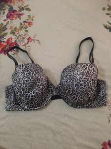 Original Victoria's Secrets Bra (Padded)