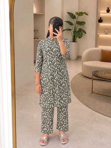 Pink Floral Kurta Set for Women