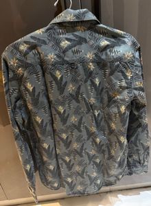 Men's Tropical Print Button-Up Shirt