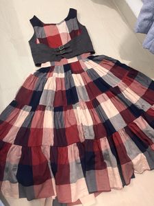 Stylish Plaid Skirt and Vest Set