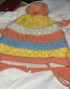 Bundle of 5 Winter Hats