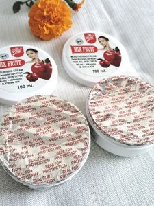 🥳Combo 2-Piece Mix Fruit Moisturizing Cream💖