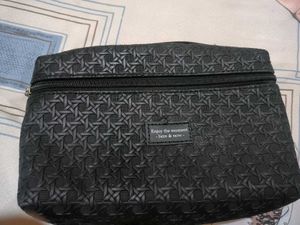 Stylish Black Textured Cosmetic Pouch