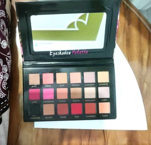 Eyeshadow Palette with Warm Tones