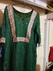Embroidered Green Kurta size ( Xl )