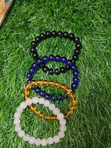 4 Beaded bracelet