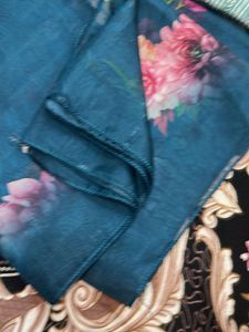 Beautiful Floral Print dupattas  🧣 …….COMBO OF 2�
