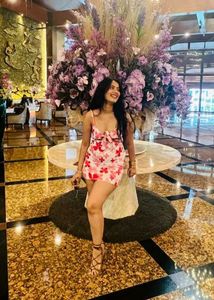 Chic Floral Print Cut-Out Dress