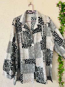 Very soft Patterned Button-Down Shirt