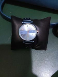 Stylish Blue Metal Strap Watch