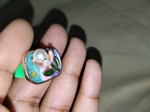 Resin studs