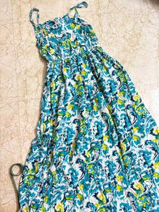 🎉beautiful printed midi dress for womens...