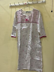 Avasa White Kurta (L)size