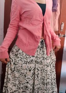 Cozy Pink Cardigan with paded black tube🥰 top