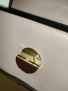 FIG quality Sling Bag