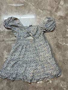 Chic Floral Print Mini Dress