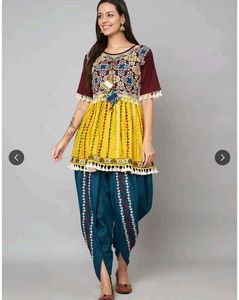 Embroidered A-line thread work organic cotton kurt