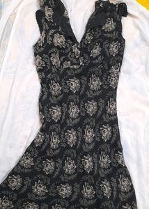 PRICE DROP! VINTAGE LITTLE BLACK DRESS 💗