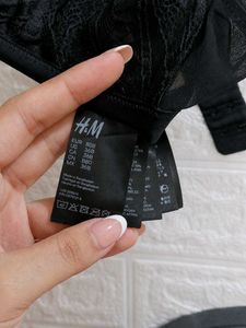 H&amp;M Black Push-Up Lace Bra