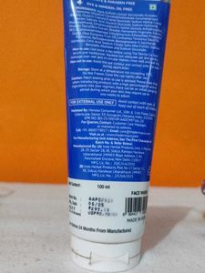 The Derma Co 2% Salicylic Acid Face Wash