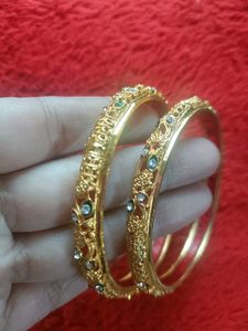 Exquisite Gold-Tone earings+bangles