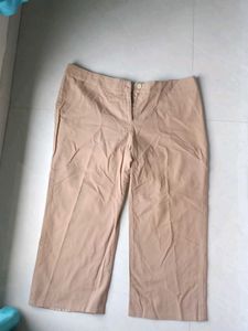Classic Beige Wide-Leg Capri Pants