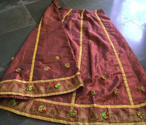 Maroon Embroidered Choli 💓