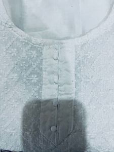 Elegant White Chikankari Kurti💎🤍