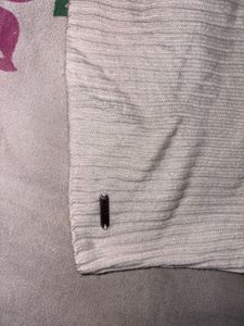 Hollister California Ribbed V-Neck Top