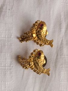 Gold Fish Earrings with stylish Color Button
