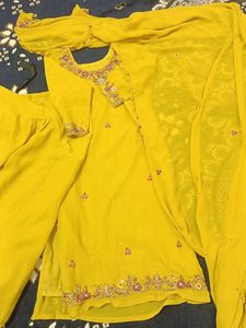 suit salwar and dupatta set