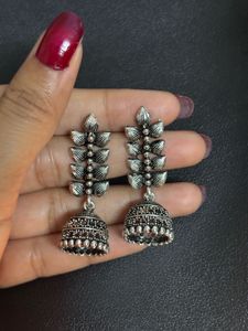 Latest New Design Silver Jhumka Earrings