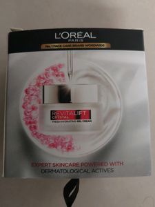 Lorial Paris