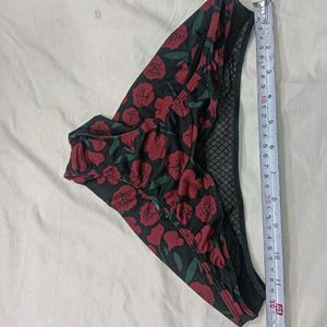 🪔 Floral Print Briefs