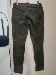 Camouflage Print Casual Pants