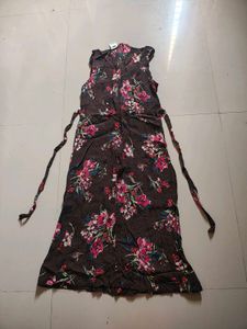 Floral Print Sleeveless Midi Dress