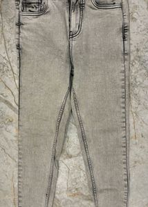 grey jeans
