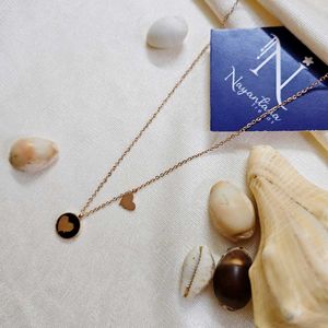 Beautiful Anti-tarnishl Heart pendant Necklace