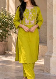Beautiful Embroidered Kurta Set