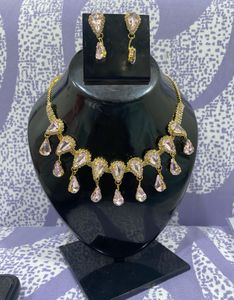 Emerald Green and Pink Jewellery Set