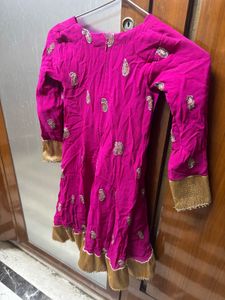 Vibrant Pink Kurta with Gold Embellishments