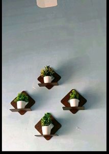 8 Wall Hanging