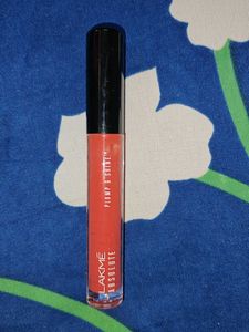 Lakme Absolute Plump & Shine Lip Gloss