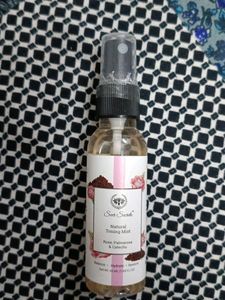 Natural Toning Mist