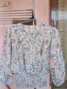 Floral Ruffled V-Neck Smocked Blouse