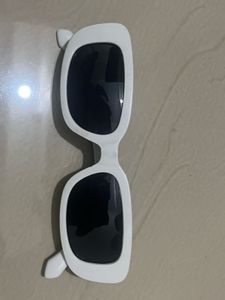 Stylish White Rectangular Sunglasses